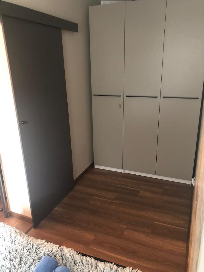 Apartament Srodmiescie 1 Sypialnia Oraz 1 Salon Apartman Wałbrzych Kültér fotó