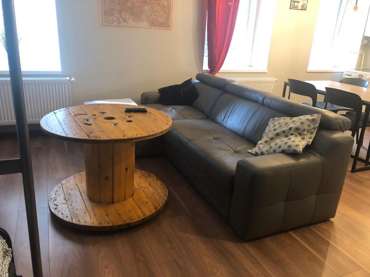 Apartament Srodmiescie 1 Sypialnia Oraz 1 Salon Apartman Wałbrzych Kültér fotó